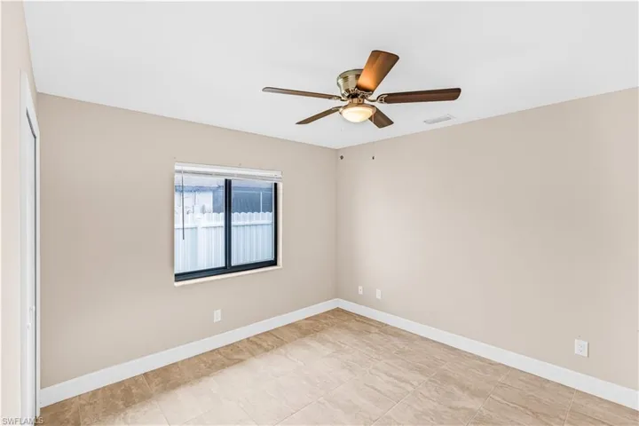 3509 Sw Santa Barbara Pl, Cape Coral, Florida 33914