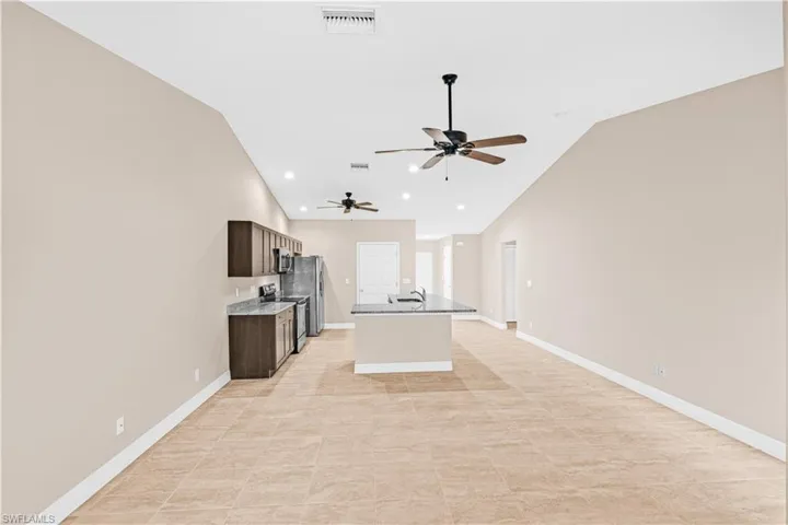 3509 Sw Santa Barbara Pl, Cape Coral, Florida 33914