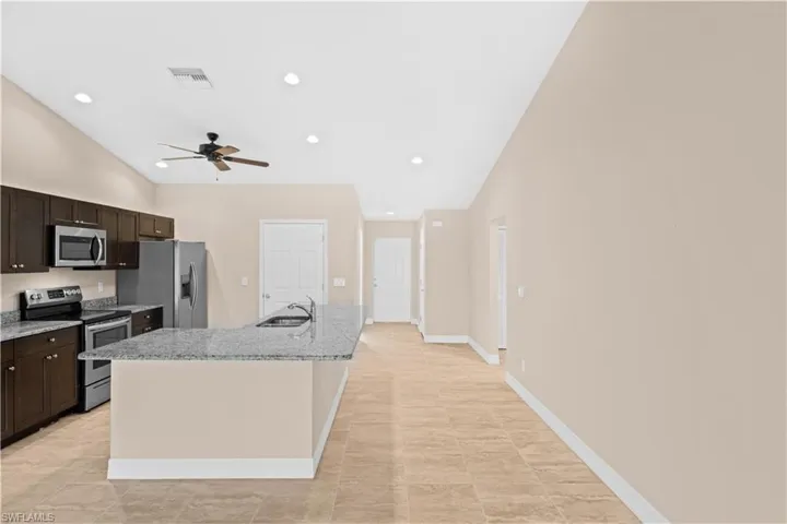 3509 Sw Santa Barbara Pl, Cape Coral, Florida 33914