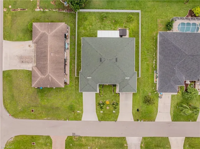 3509 Sw Santa Barbara Pl, Cape Coral, Florida 33914