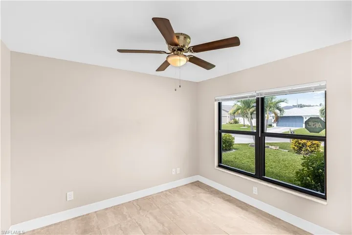 3509 Sw Santa Barbara Pl, Cape Coral, Florida 33914
