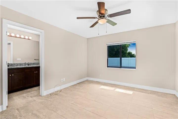 3509 Sw Santa Barbara Pl, Cape Coral, Florida 33914