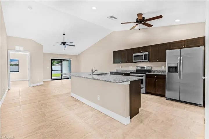 3509 Sw Santa Barbara Pl, Cape Coral, Florida 33914