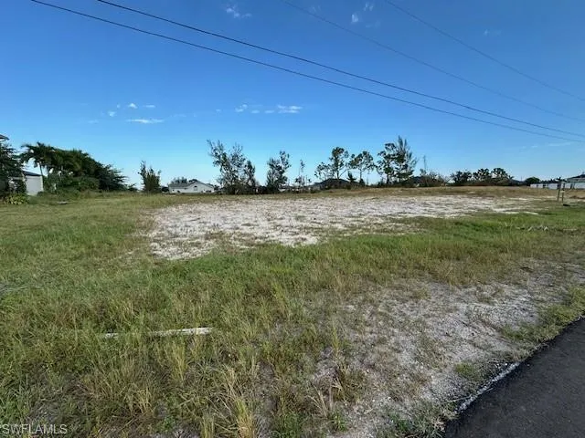 View of yard featuring a rural view