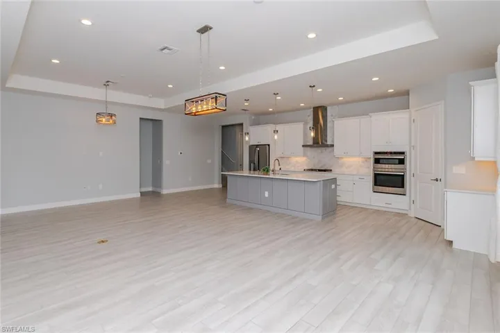 3995 Pegasus Way, Naples, Florida 34120