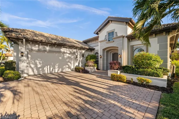 12553  Grandezza  CIR, Estero, FL 33928