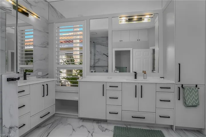 Dual sinks and new lighting.