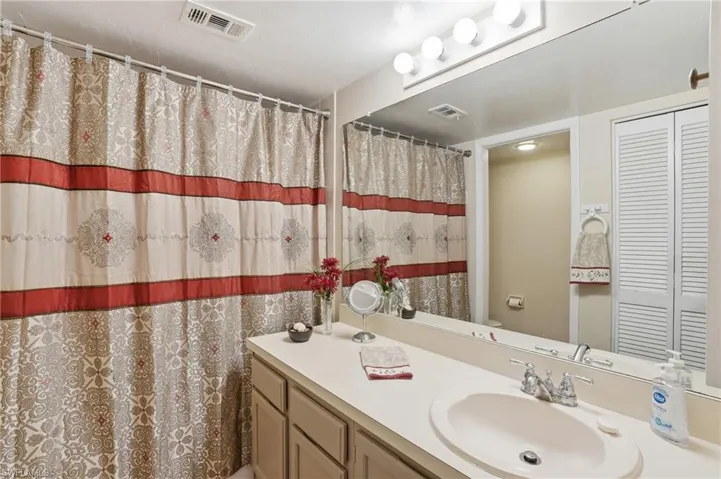 9627  Eaton Gardens  LN, Fort Myers, FL 33919