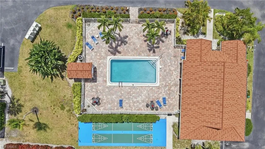 9627  Eaton Gardens  LN, Fort Myers, FL 33919