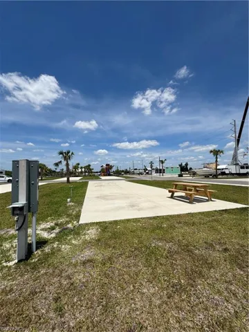 220 Riverclub Ct, Punta Gorda, Florida 33982