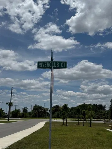 220 Riverclub Ct, Punta Gorda, Florida 33982