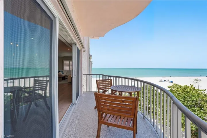 26236 Hickory Blvd 18, Bonita Springs, Florida 34134