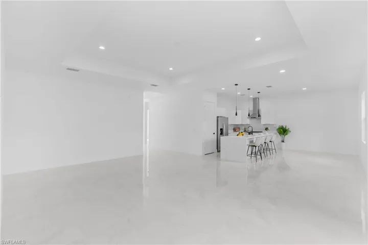 8005 Sunrise Cir, Labelle, Florida 33935