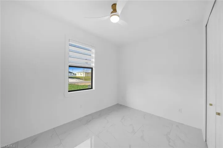 1206 SW 4th  LN, Cape Coral, FL 33991