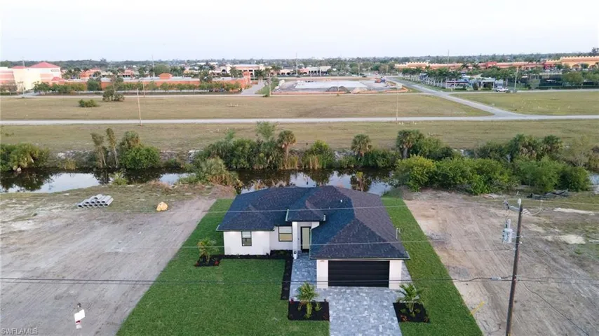 1206 SW 4th  LN, Cape Coral, FL 33991