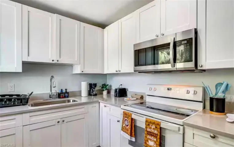 3067 Royal Palm Ave, Fort Myers, Florida 33901