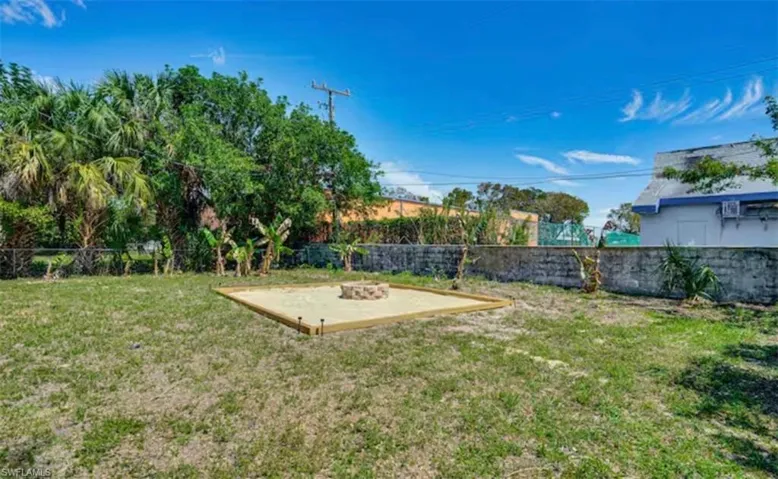 3067 Royal Palm Ave, Fort Myers, Florida 33901