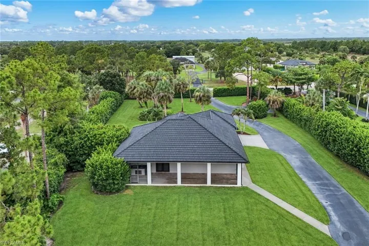4860 12th St Ne, Naples, Florida 34120