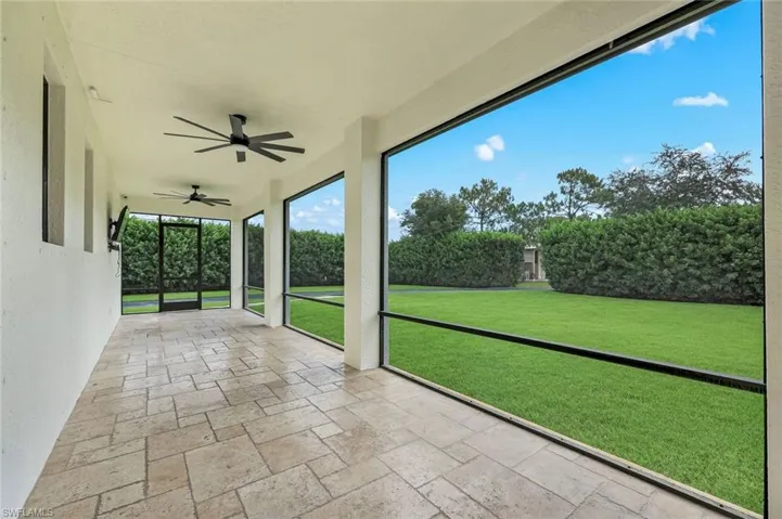 4860 12th St Ne, Naples, Florida 34120
