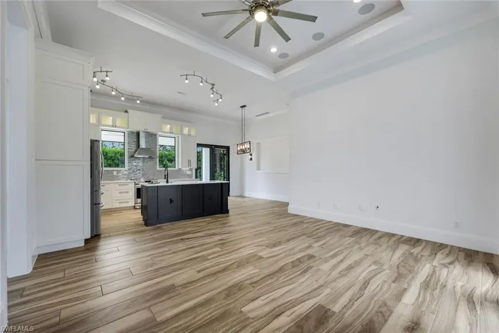 4860 12th St Ne, Naples, Florida 34120