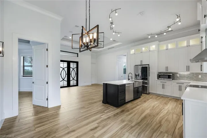 4860 12th St Ne, Naples, Florida 34120