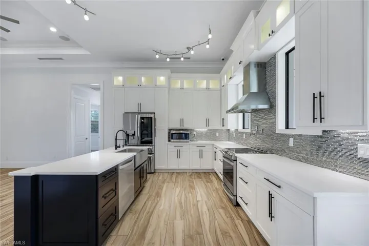 4860 12th St Ne, Naples, Florida 34120