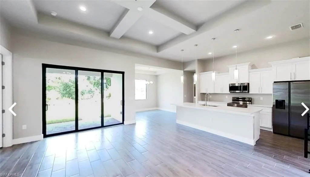 2909 39th ST, Lehigh Acres, FL 33976,2025000292