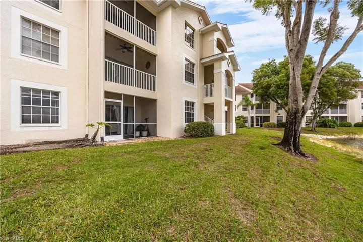 4710  Saint Croix  LN, Naples, FL 34109