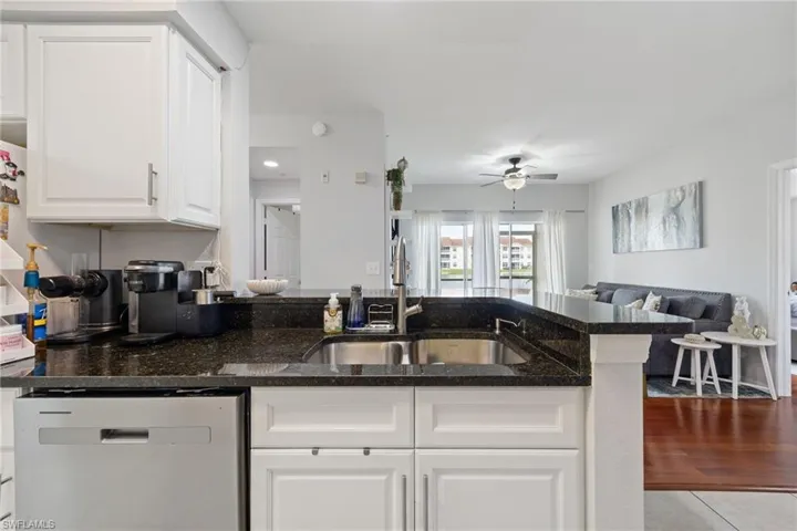 4710  Saint Croix  LN, Naples, FL 34109