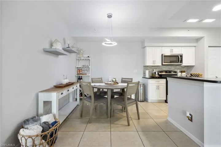 4710  Saint Croix  LN, Naples, FL 34109