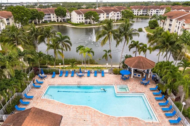 4710  Saint Croix  LN, Naples, FL 34109