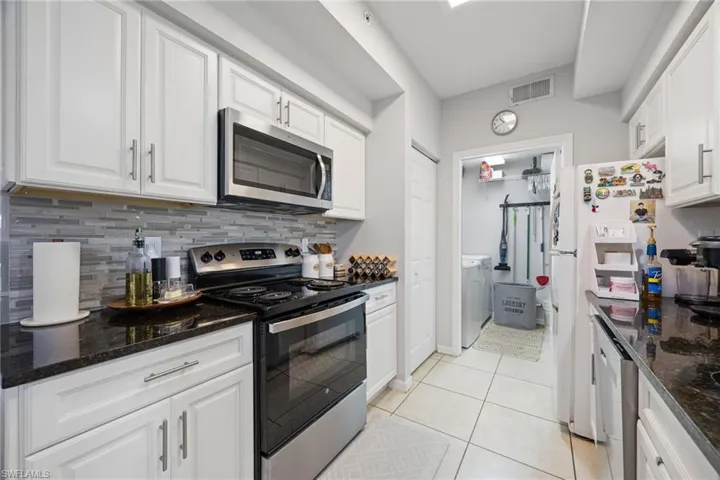 4710  Saint Croix  LN, Naples, FL 34109
