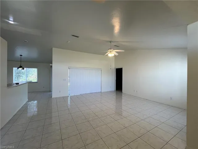 1721 Sw 16th Ter, Cape Coral, Florida 33991