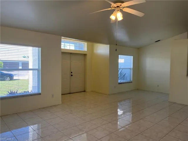 1721 Sw 16th Ter, Cape Coral, Florida 33991