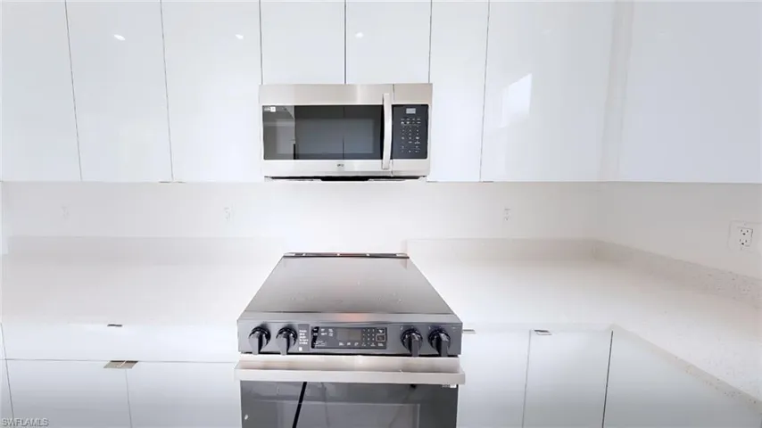 6108 Stratton Rd, Fort Myers, Florida 33905
