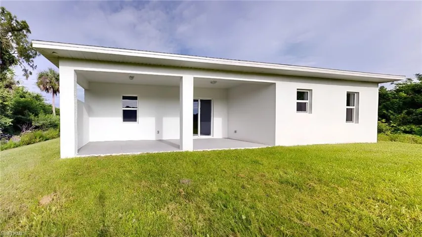 6108 Stratton Rd, Fort Myers, Florida 33905