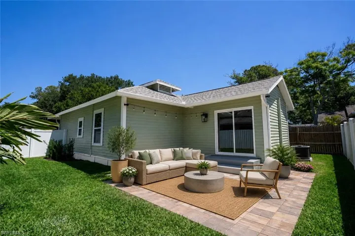 4058 39th Ave N, St. Petersburg, Florida 33714
