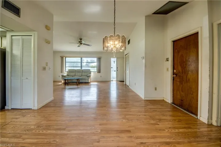 3810 Sw 7th Ave, Cape Coral, Florida 33914