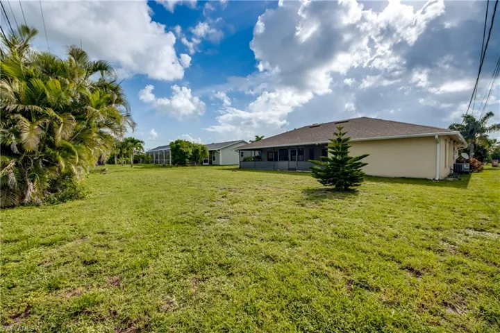 3810 Sw 7th Ave, Cape Coral, Florida 33914