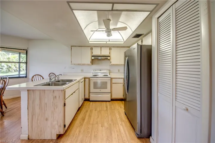 3810 Sw 7th Ave, Cape Coral, Florida 33914