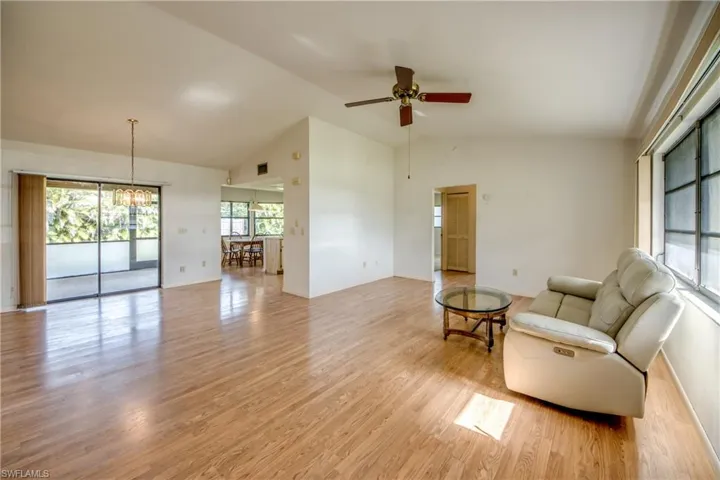 3810 Sw 7th Ave, Cape Coral, Florida 33914