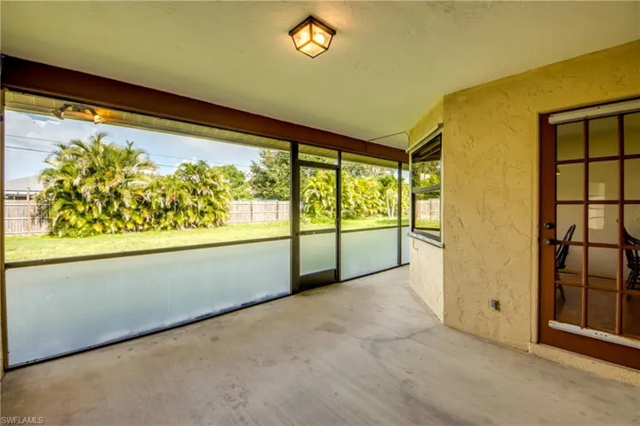 3810 Sw 7th Ave, Cape Coral, Florida 33914