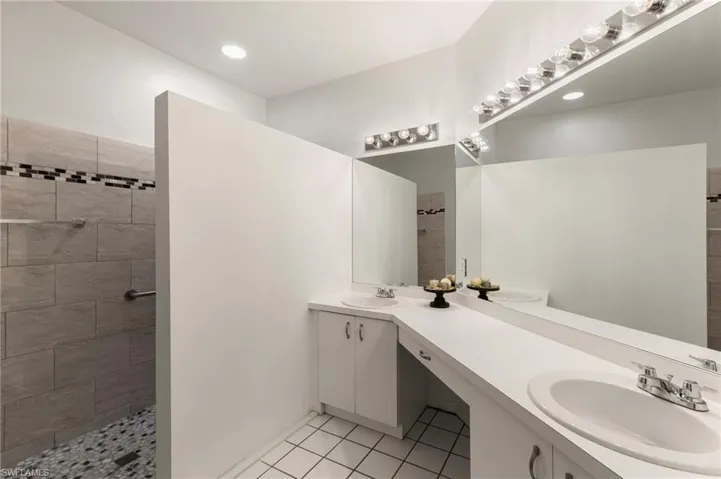 3745 Fieldstone Blvd 1102, Naples, Florida 34109