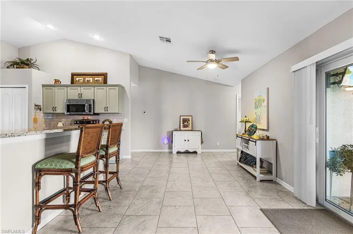 2847 Nw 46th Pl, Cape Coral, Florida 33993