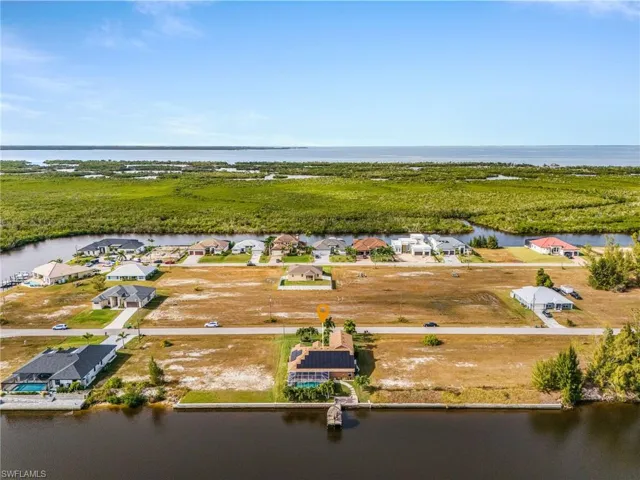 2847 Nw 46th Pl, Cape Coral, Florida 33993