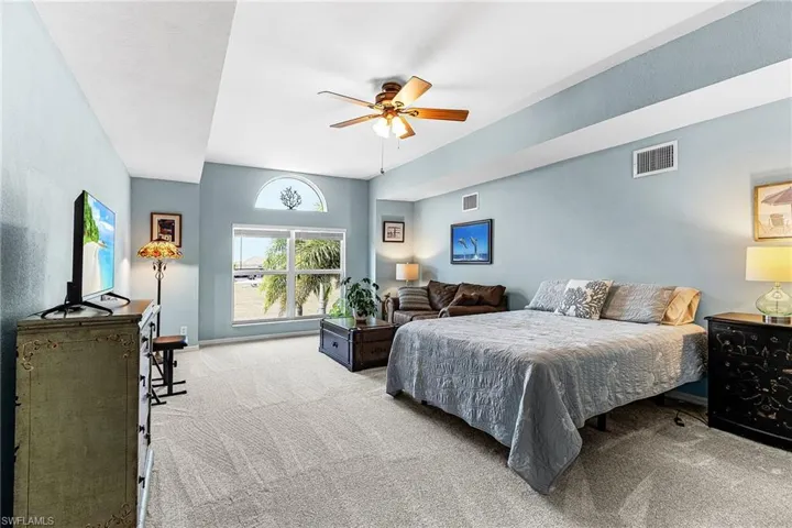 2847 Nw 46th Pl, Cape Coral, Florida 33993