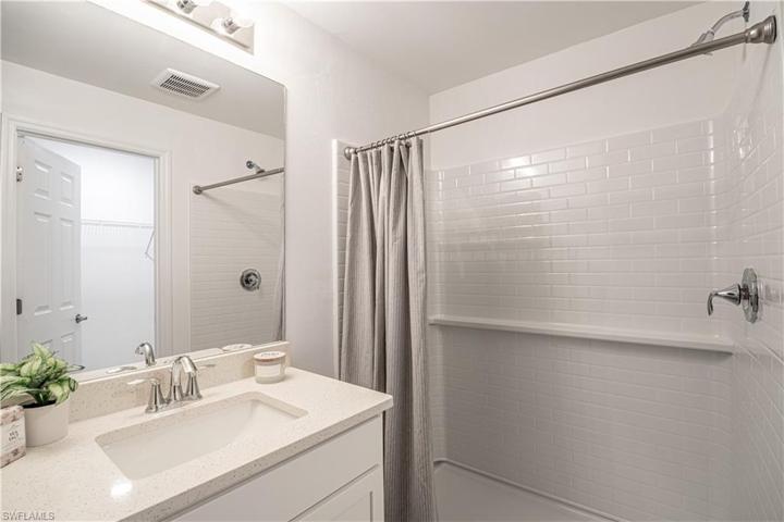 213 NW 25th ST, CAPE CORAL FL 33993