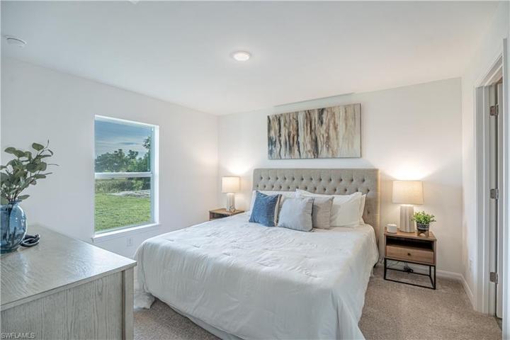 213 NW 25th ST, CAPE CORAL FL 33993