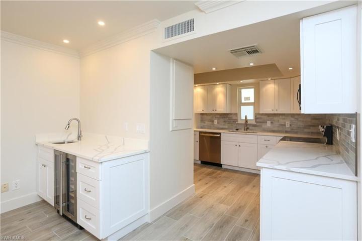 206 Bob O Link WAY # 206A, NAPLES FL 34105
