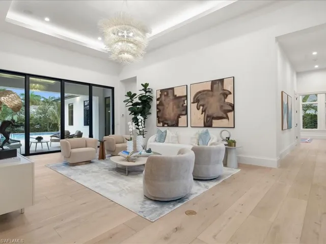 500 Ridge Dr, Naples, Florida 34108